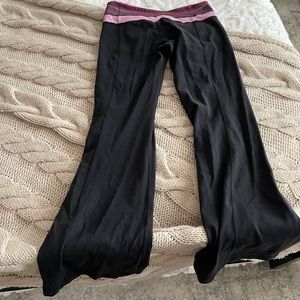 Reversible Black Lululemon Yoga Pants